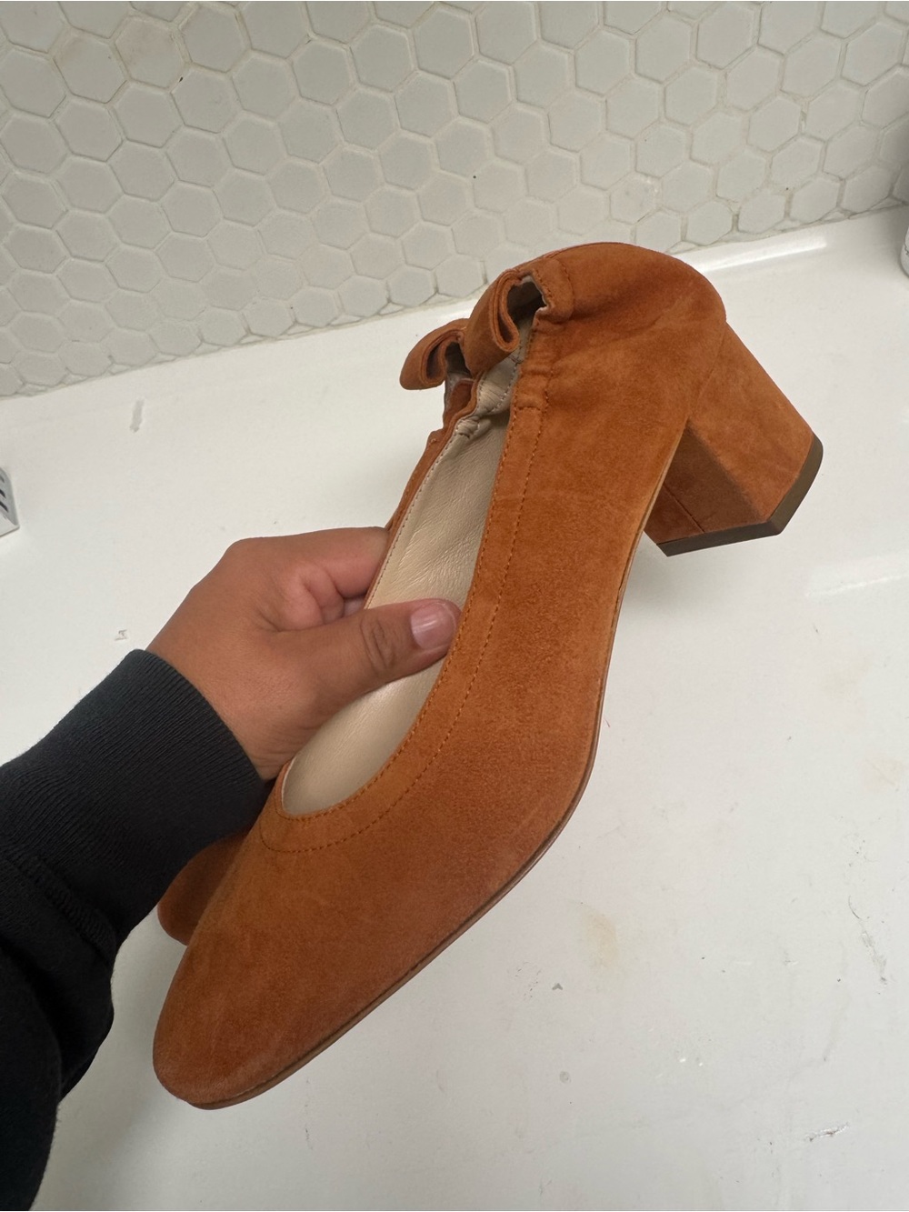 Everlane Cognac Suede Block Heel Pumps Made in Italy - Picture 5 of 16